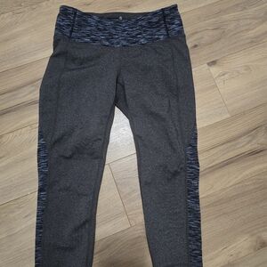 Athleta Small crop leggings